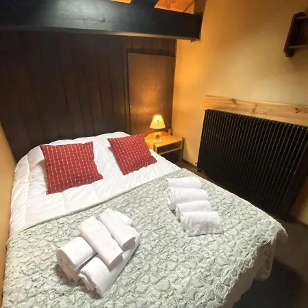 La Pomme De Pin 1 Avec Terrasse