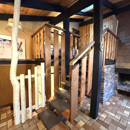 La Pomme De Pin 1 Avec Terrasse 拉布雷斯